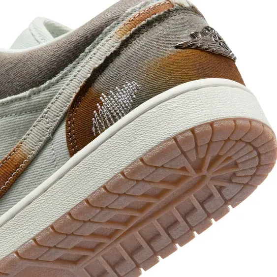 Jordan 1 Low SE Multi-Color Sail Light Bone 2