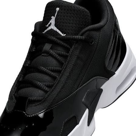  Max Aura 6 ‘Black White’ 2